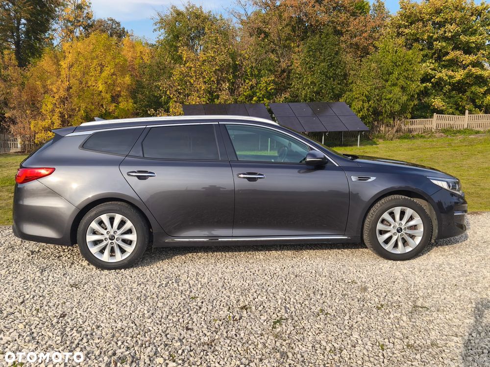 Kia Optima - 13