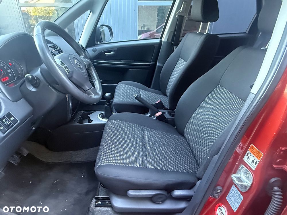 Suzuki SX4 1.6 VVT 4x2 Comfort - 19