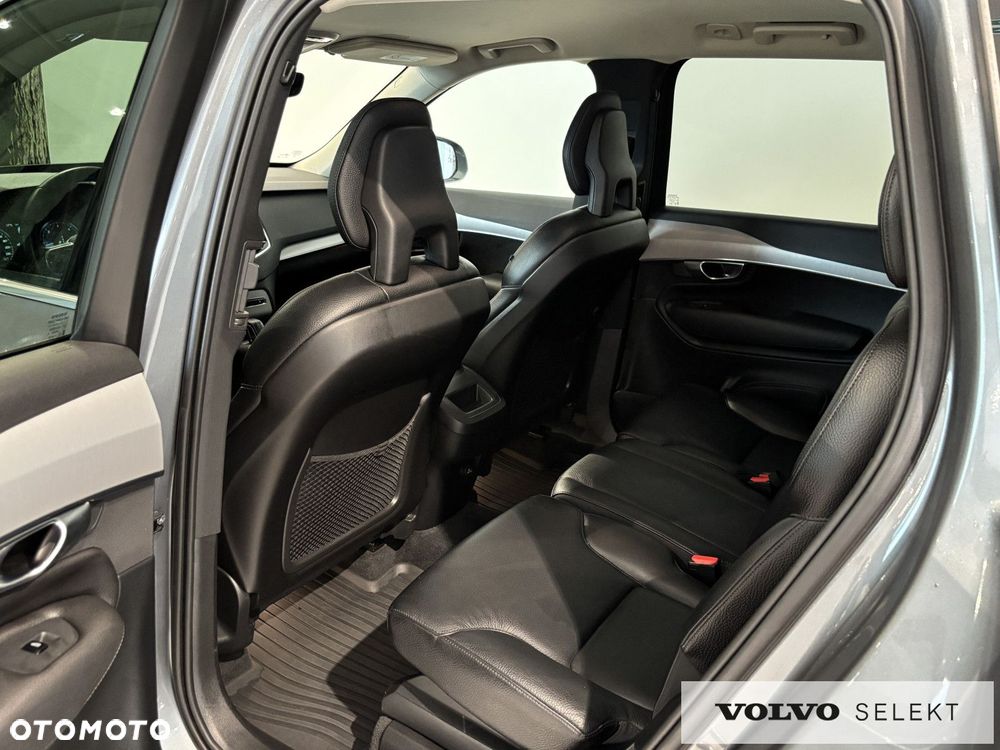 Volvo XC 90 - 26