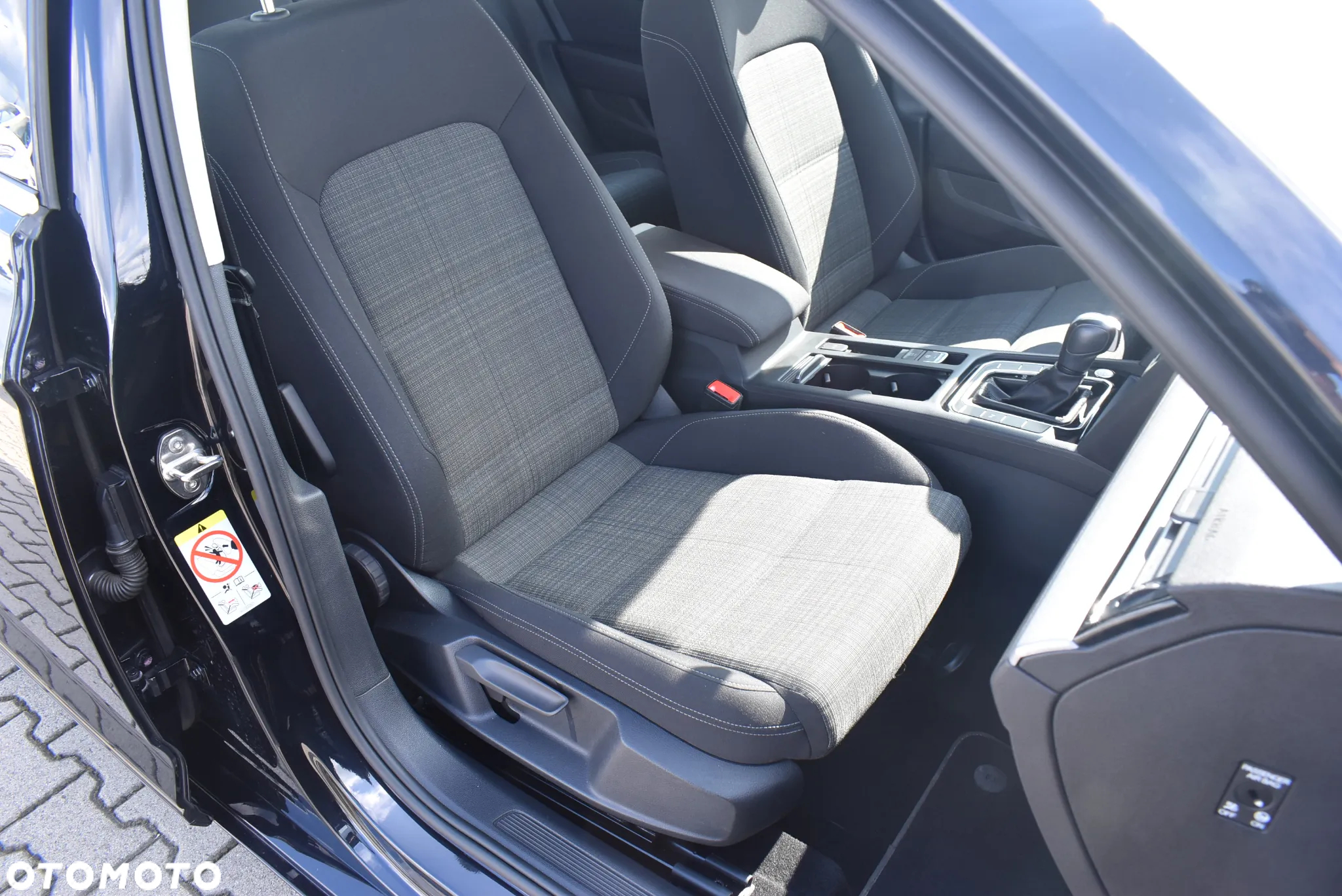 Volkswagen Passat 1.5 TSI EVO Business DSG - 18