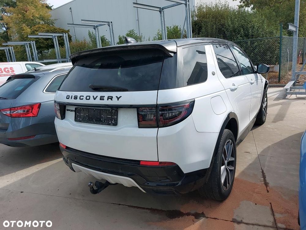 Land Rover Discovery Sport P270e Dynamic SE - 13