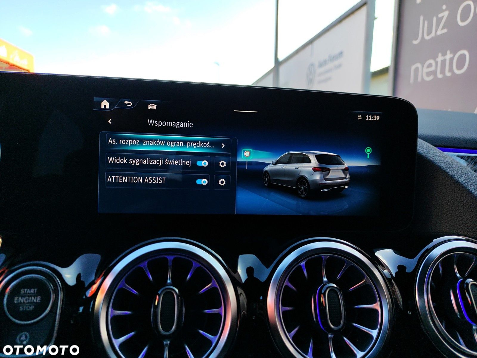 Mercedes-Benz Klasa B 220 4-Matic AMG Line 7G-DCT - 29