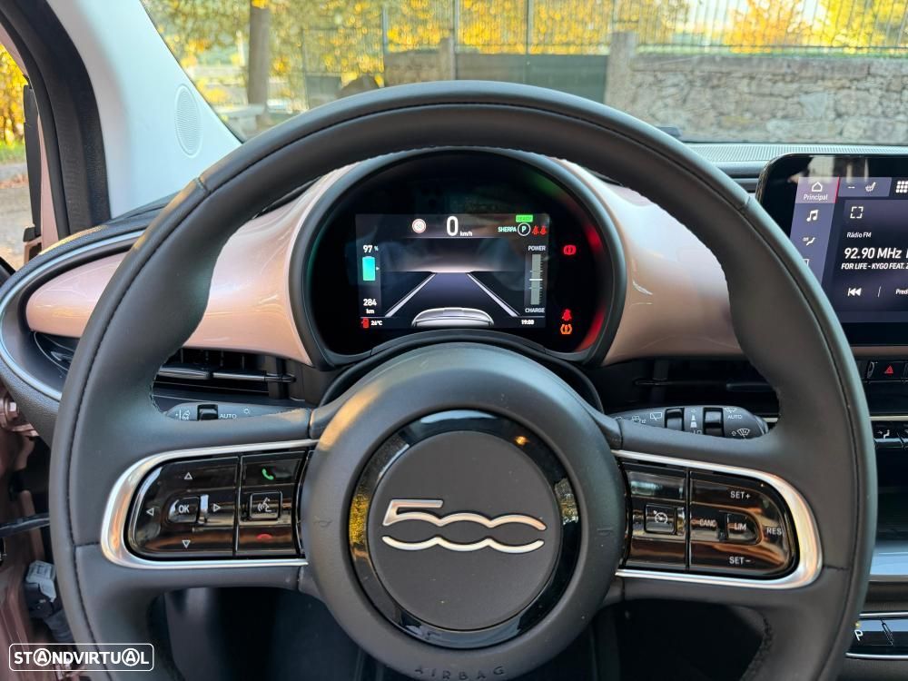 Fiat 500e 42kWh la Prima (by Bocelli) - 13