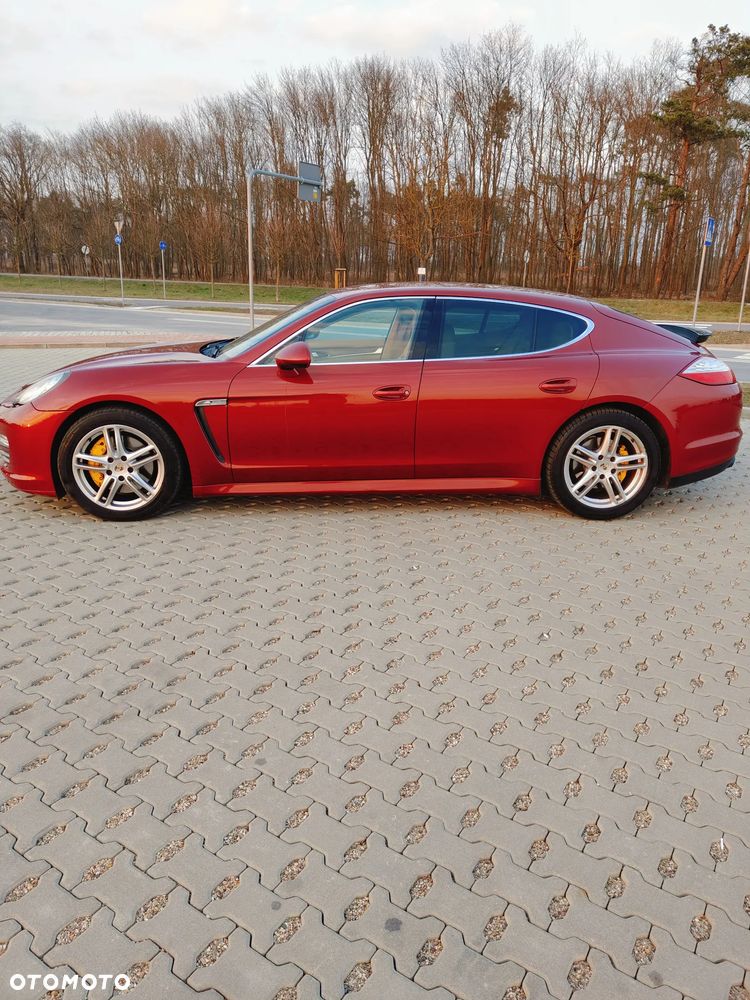 Porsche Panamera 4S - 8