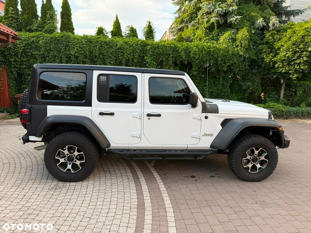 Jeep Wrangler - 12