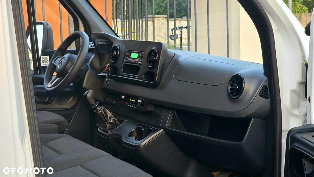 Mercedes-Benz SPRINTER 316 CDI 907❗❗NOWY MODEL / CHŁODNIA-MROŹNIA 7 PALET / -32*C +25*C / AGREGAT THERMOKING / ZASILANIE ZEWNETRZNE 230V / ZABUDOWA IGLOPOL / SERWIS ASO / SALON POLSKA / 1 WŁAŚCICIEL / JAK NOWY ❗❗ - 8