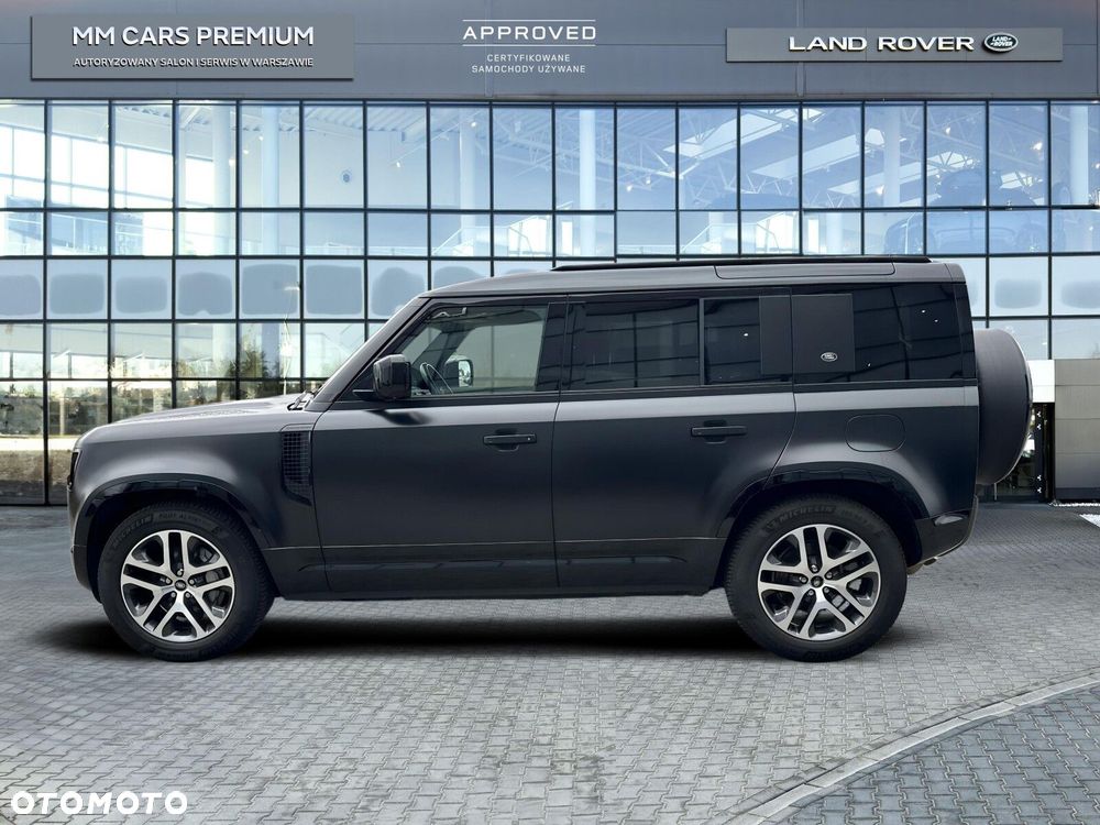 Land Rover Defender - 3