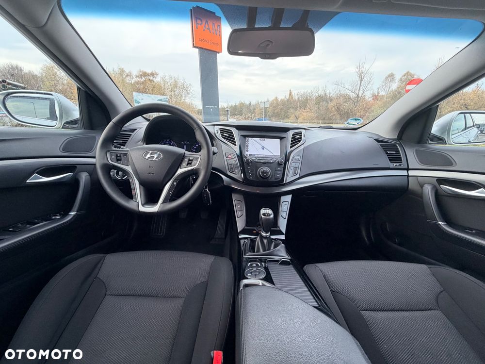 Hyundai i40 Kombi 1.6 Classic - 14