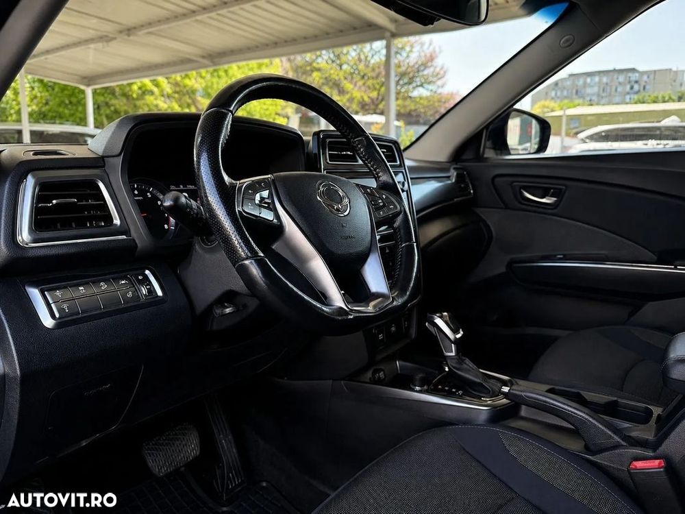 SsangYong Tivoli - 11