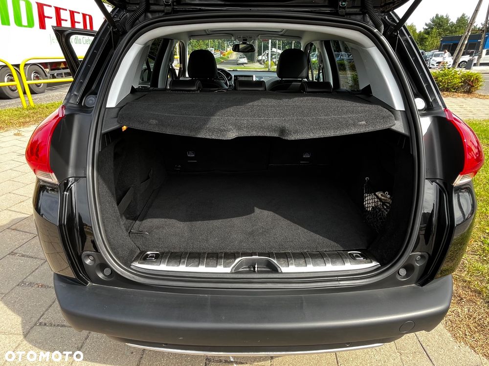 Peugeot 2008 BlueHDi FAP 120 STOP & START Allure - 24