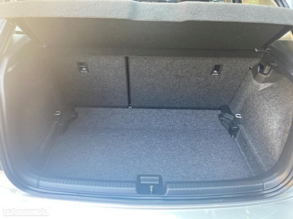 VW Polo 1.0 Trendline - 28