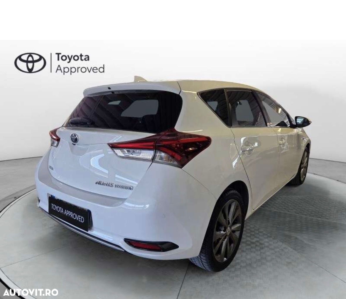 Toyota Auris 1.8 L VVT-i Hybrid Luna - 3