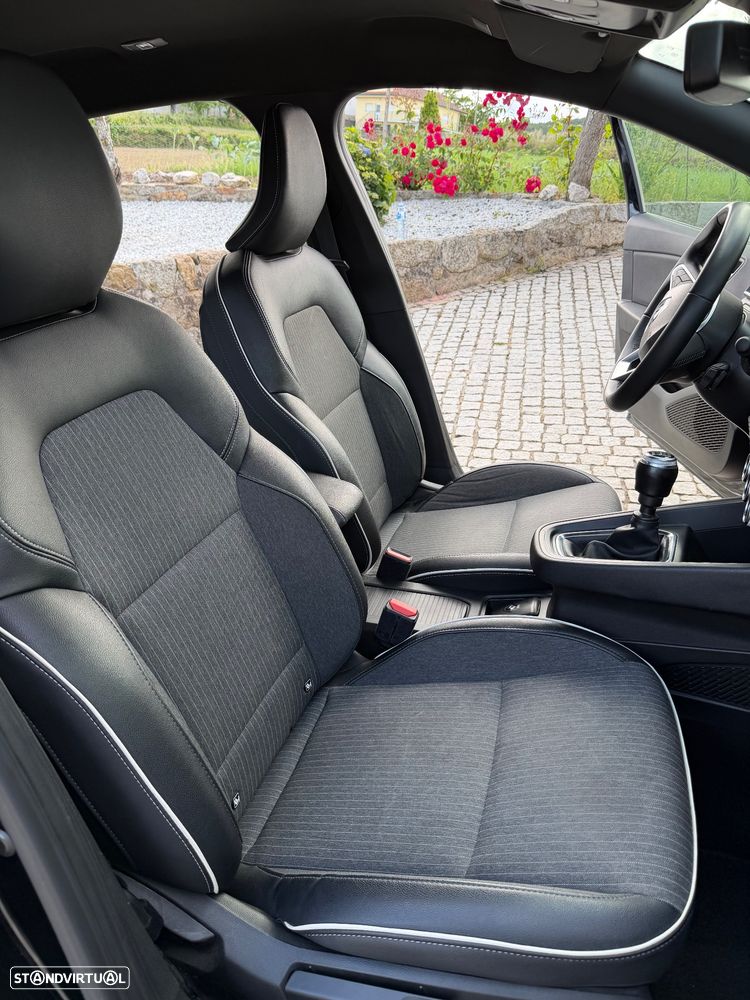 Renault Clio 1.0 TCe Exclusive - 6