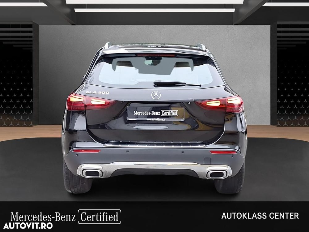 Mercedes-Benz GLA - 5