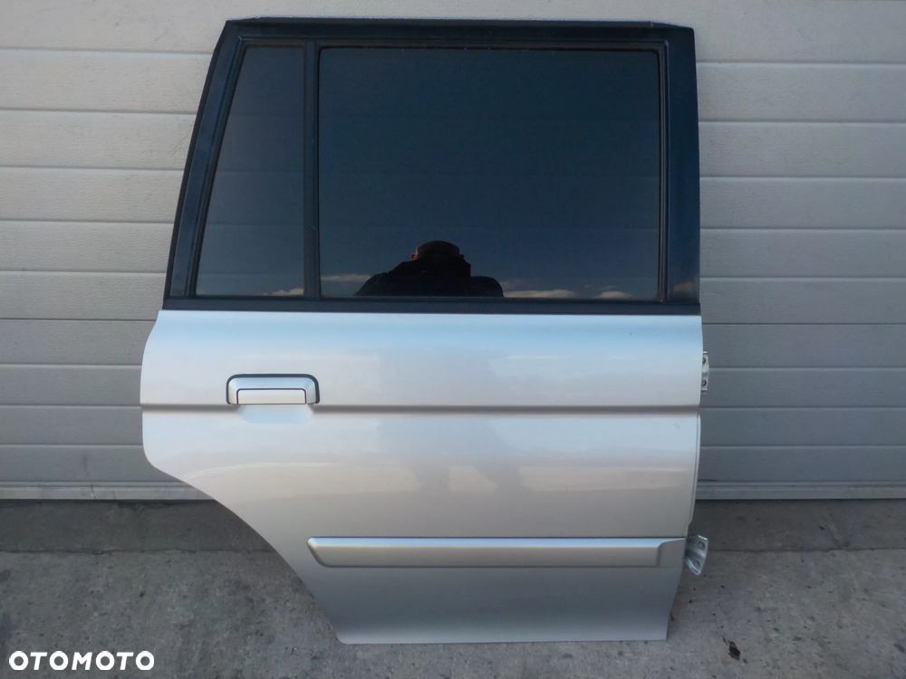 MITUBISHI PAJERO SPORT DRZWI PRAWE TYŁ TYLNE - 1