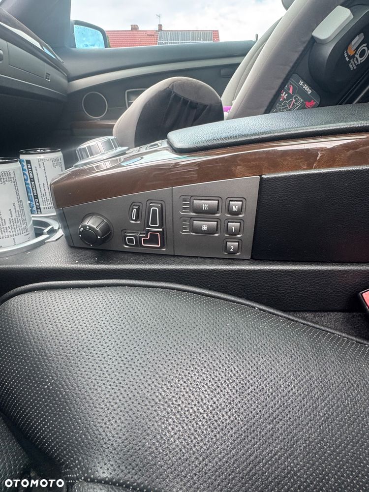 BMW Seria 7 745d - 14