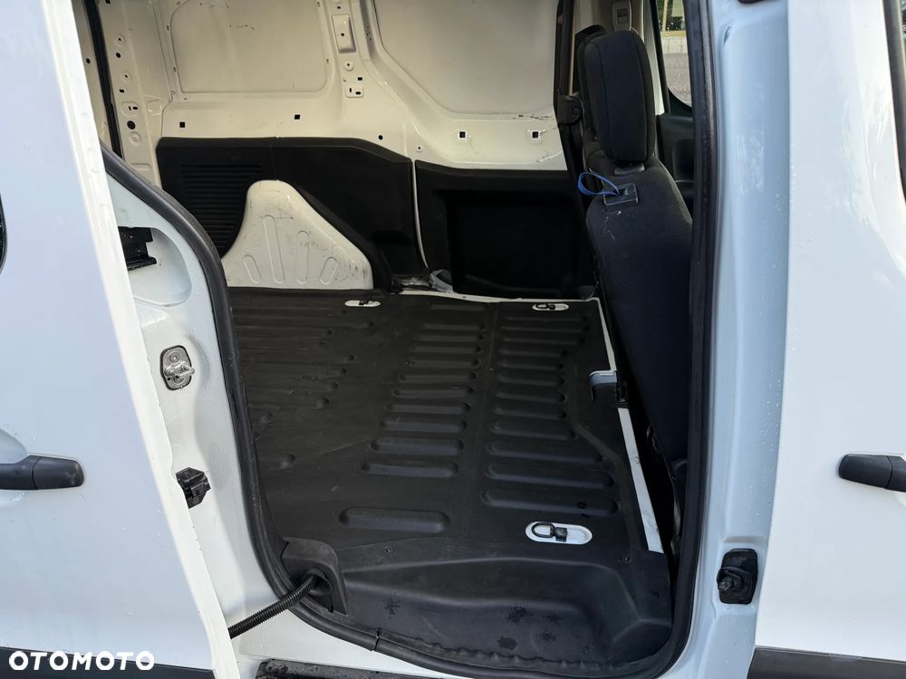 Peugeot PARTNER - 13