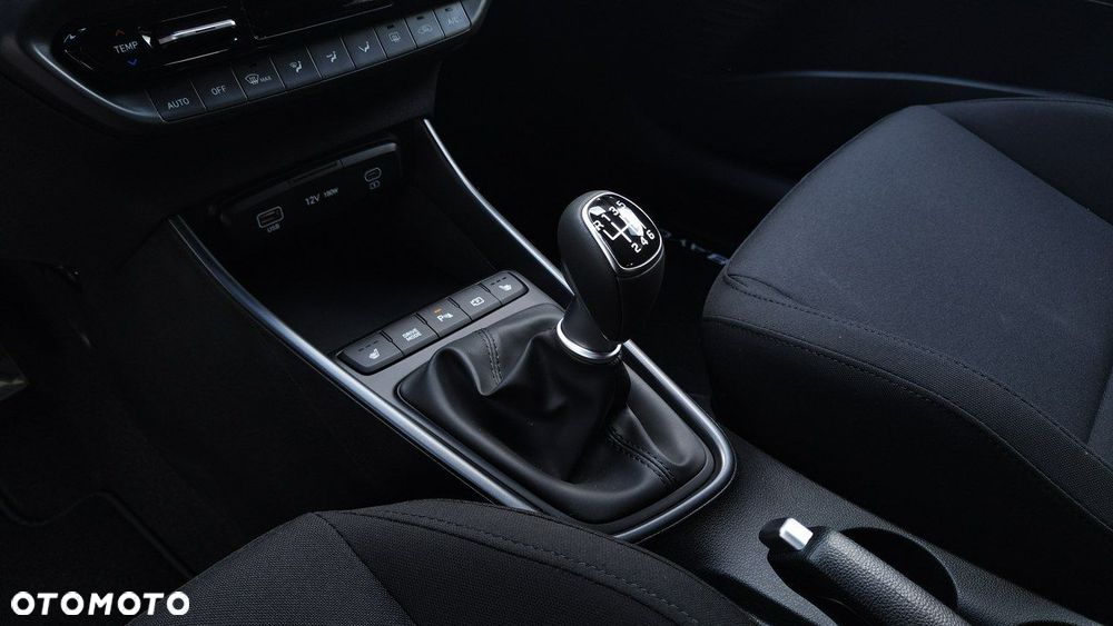 Hyundai Bayon - 14