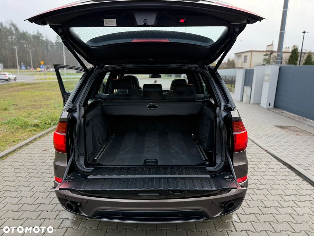 BMW X5 4.0d xDrive - 17