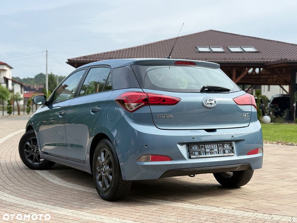 Hyundai i20 - 11