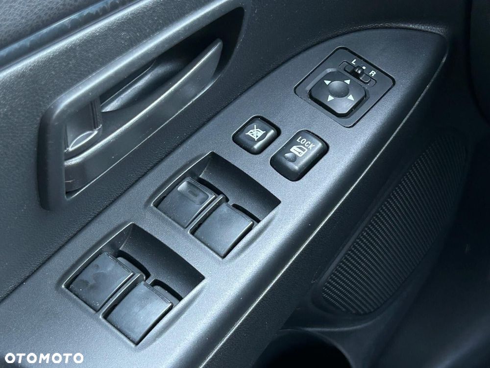 Mitsubishi ASX 1.6 Inform - 19