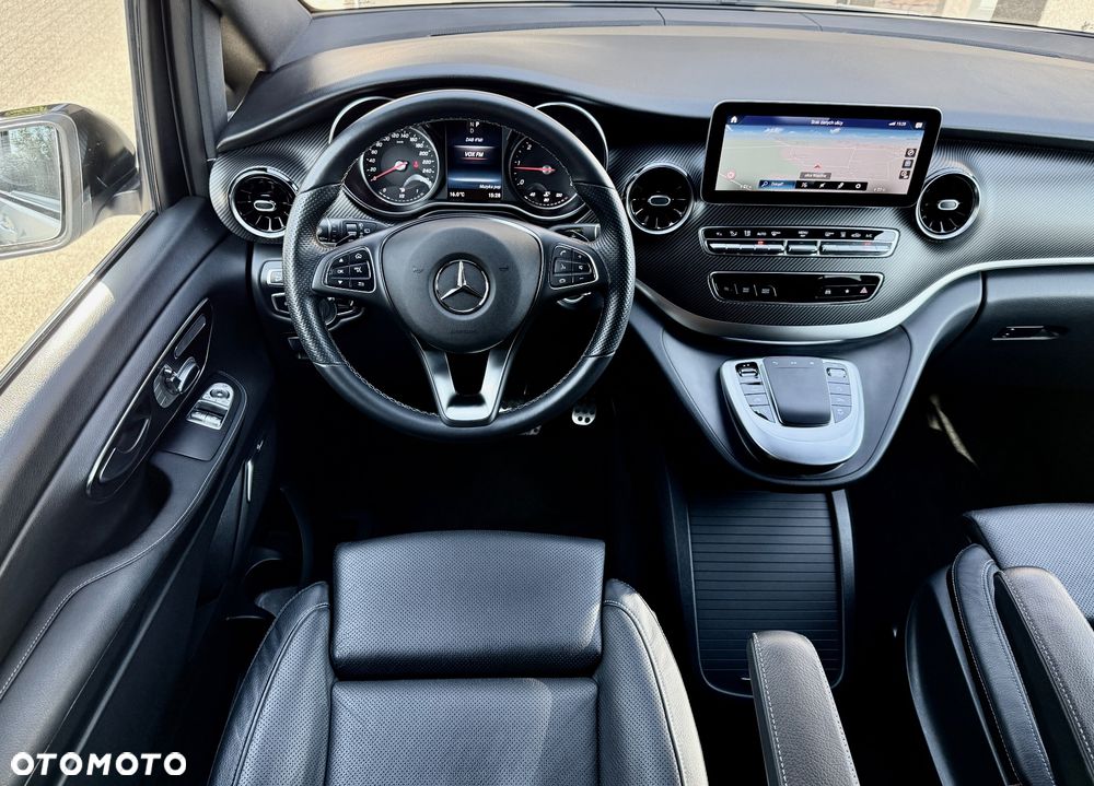 Mercedes-Benz Klasa V - 14