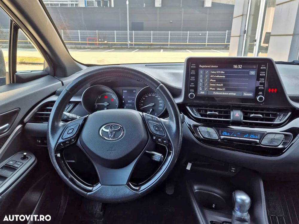 Toyota C-HR 1.8 HSD 122 CP 4x2 CVT Core - 21