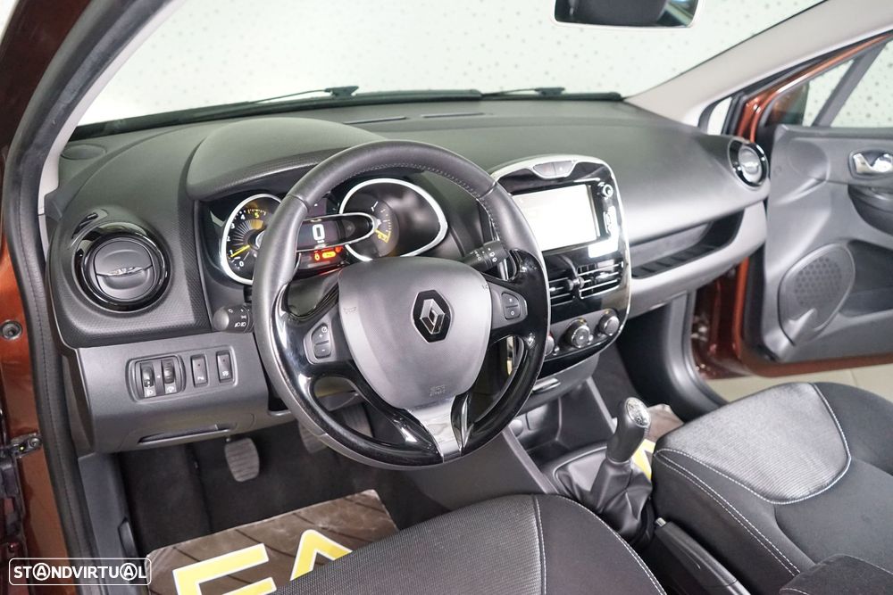 Renault Clio Sport Tourer 1.5 dCi Confort - 15