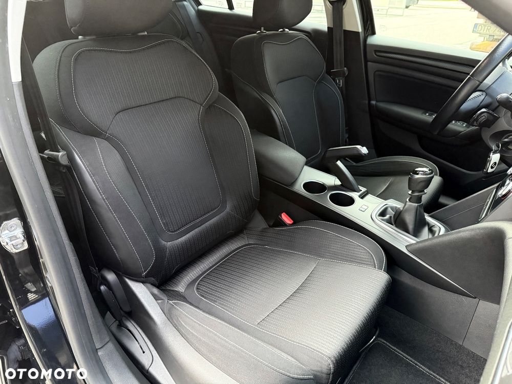 Renault Megane ENERGY TCe 130 BUSINESS - 15