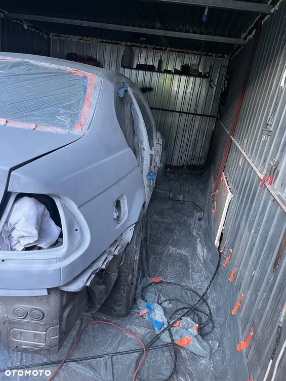 BMW Seria 3 330d - 4