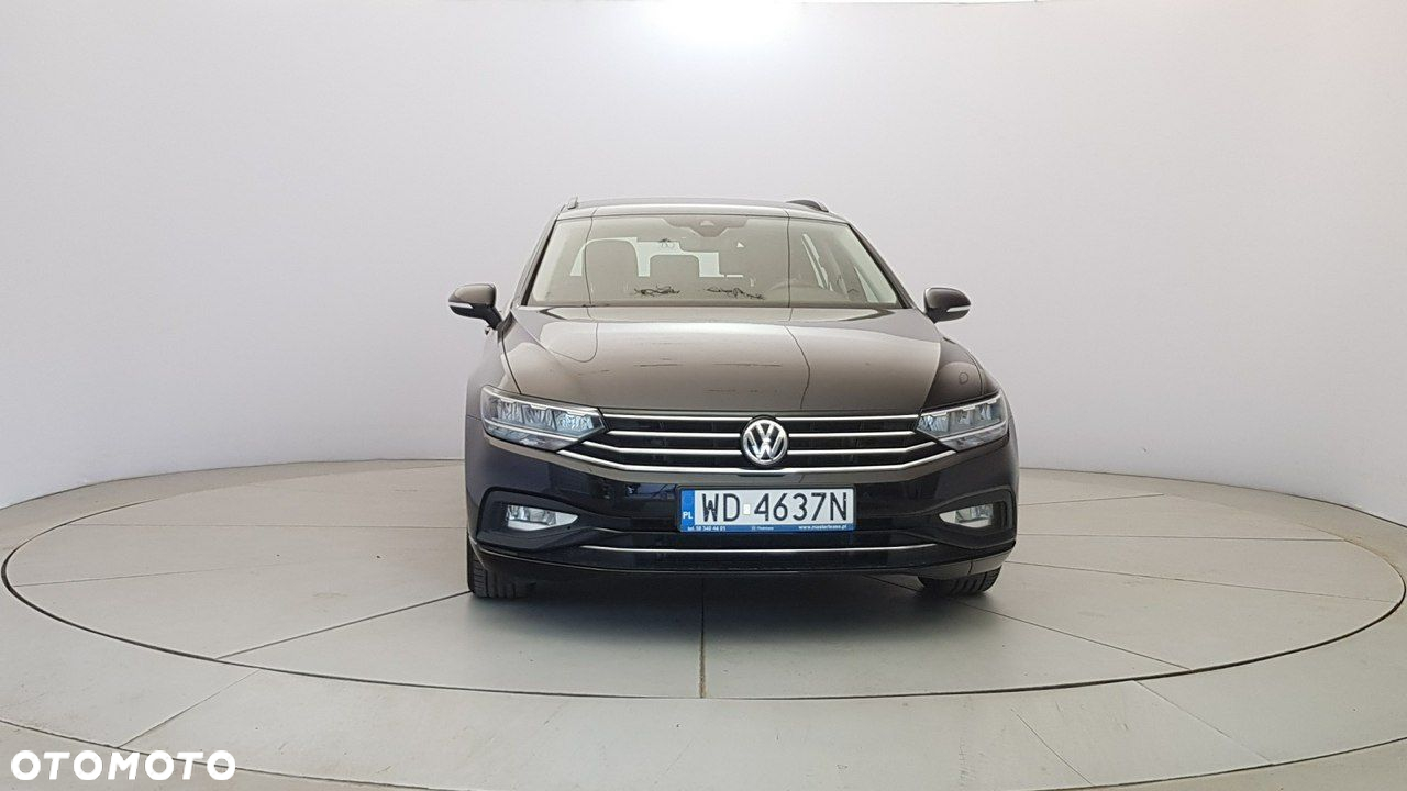 Volkswagen Passat - 2