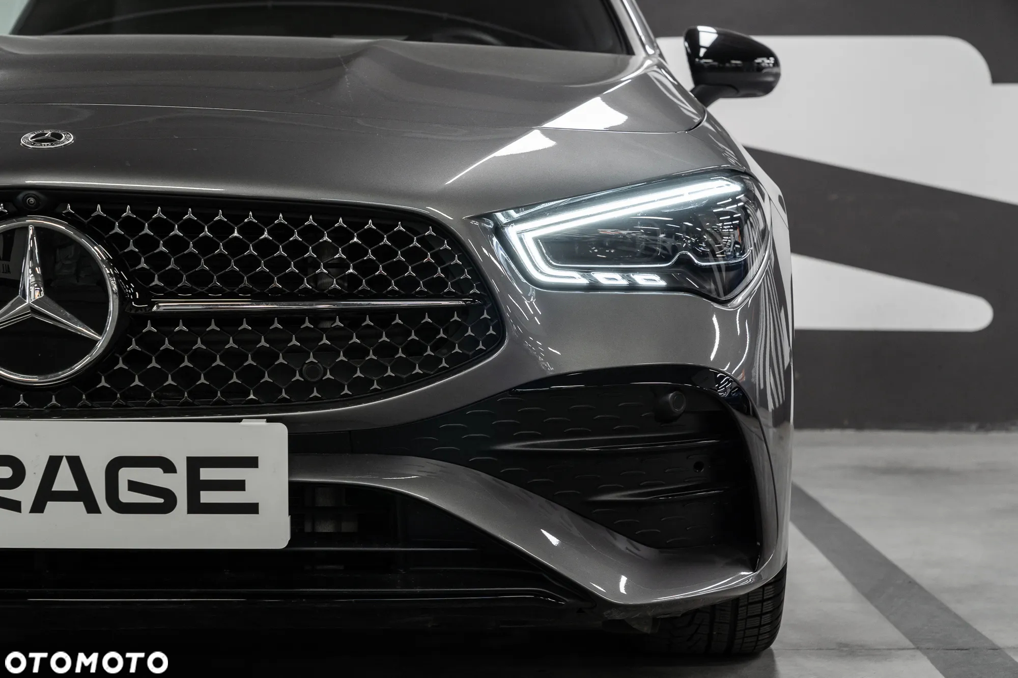 Mercedes-Benz CLA 220 mHEV 4-Matic AMG Line 8G-DCT - 11