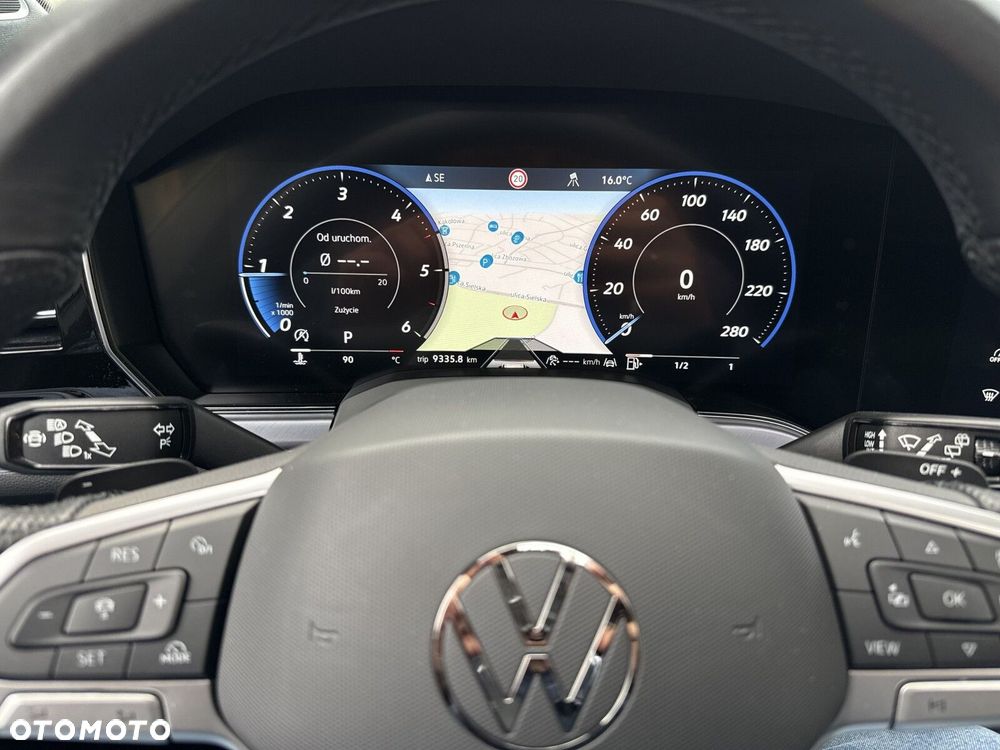 Volkswagen Touareg - 27