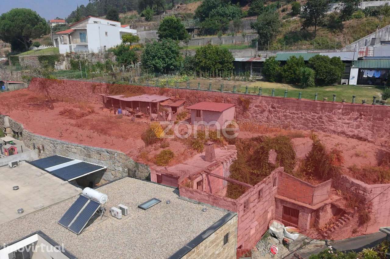 Ruína em São Cosme do Vale - Grande imagem: 2/17