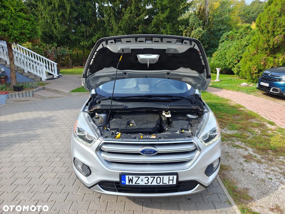 Ford Kuga 2.0 TDCi 4x2 Titanium - 32