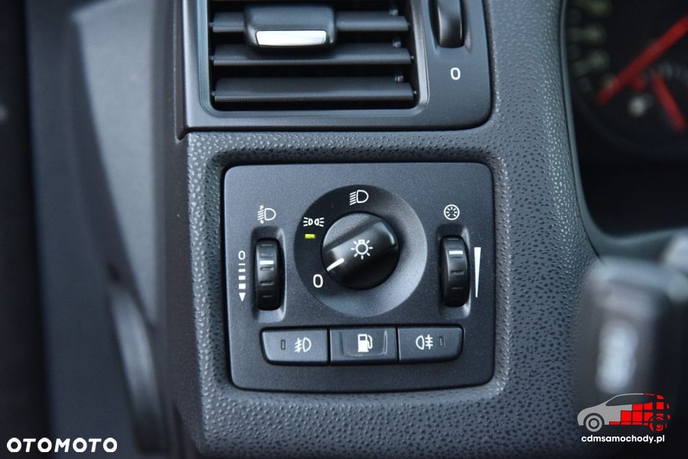 Volvo V50 - 32