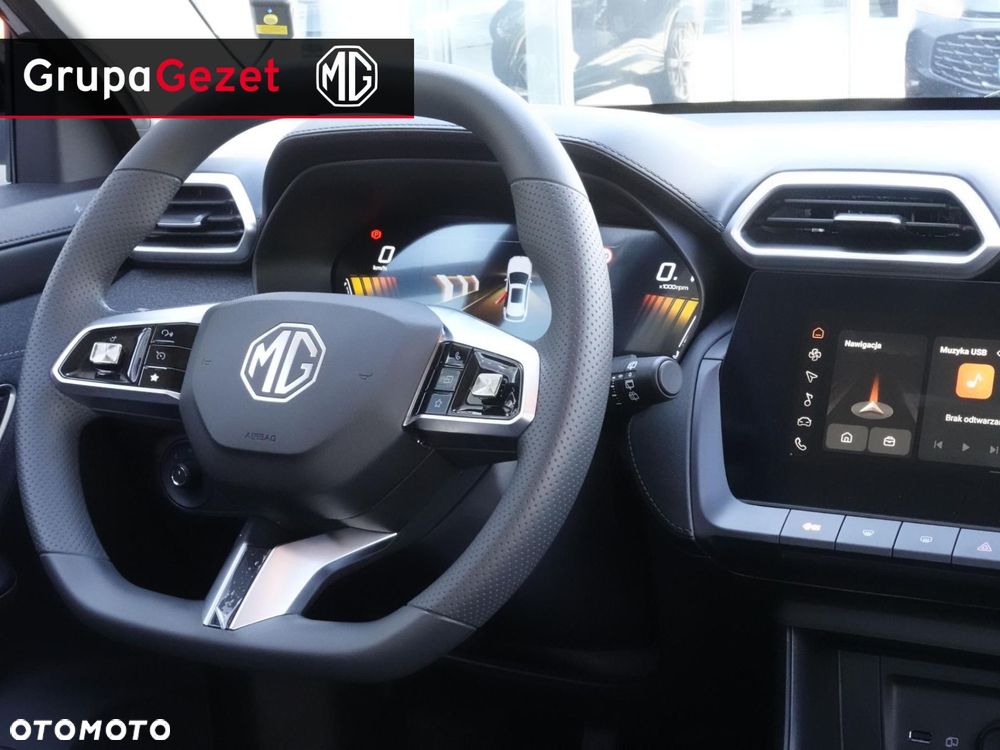MG ZS - 12