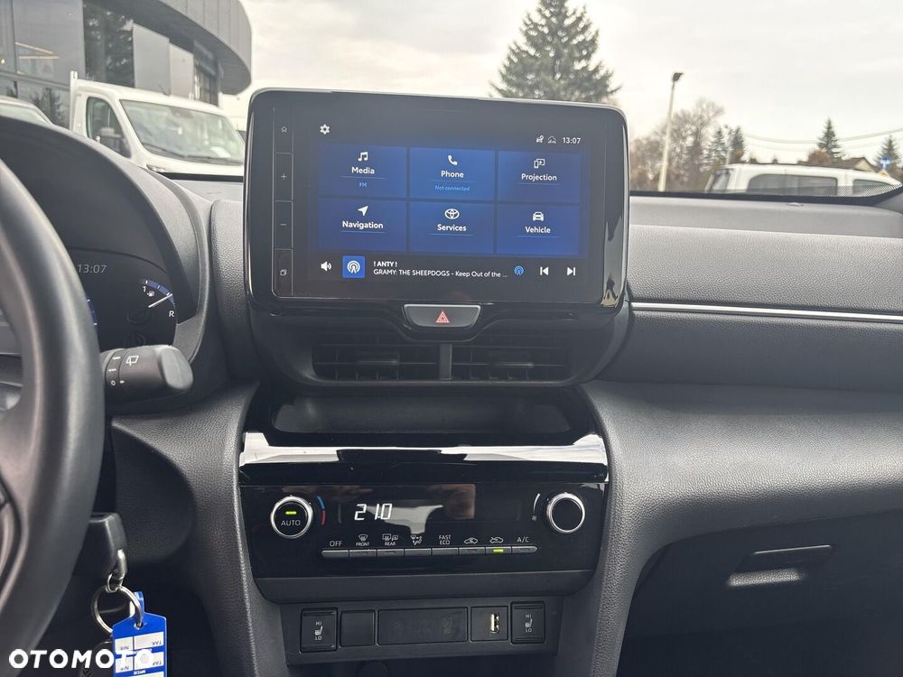 Toyota Yaris Cross Hybrid 1.5 Comfort - 19