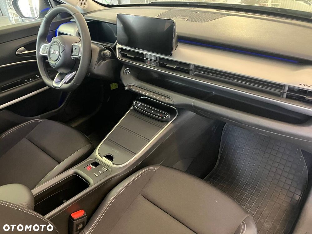 Jeep Avenger 1.2 T3 mHEV Altitude Winter Edition FWD eDCT6 - 5