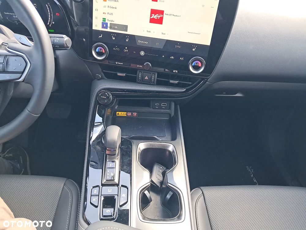 Lexus NX 350h Prestige AWD - 18