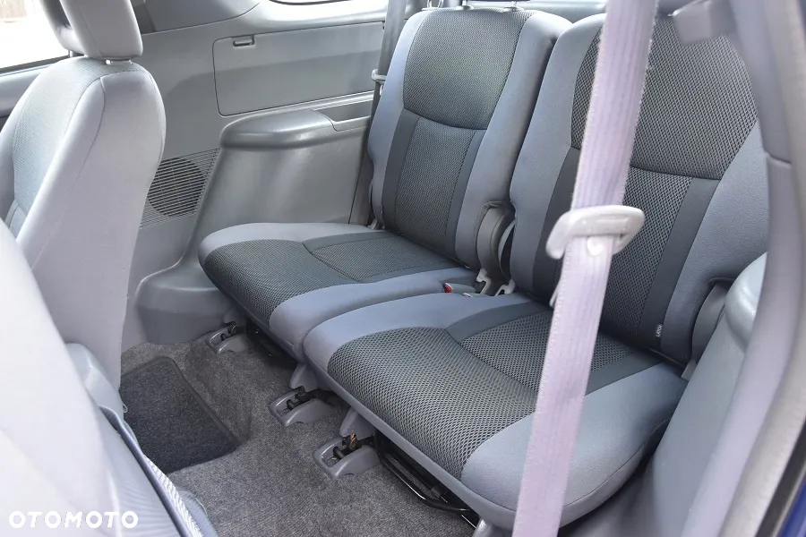 Toyota RAV4 2.0 VVT-i Sol - 21