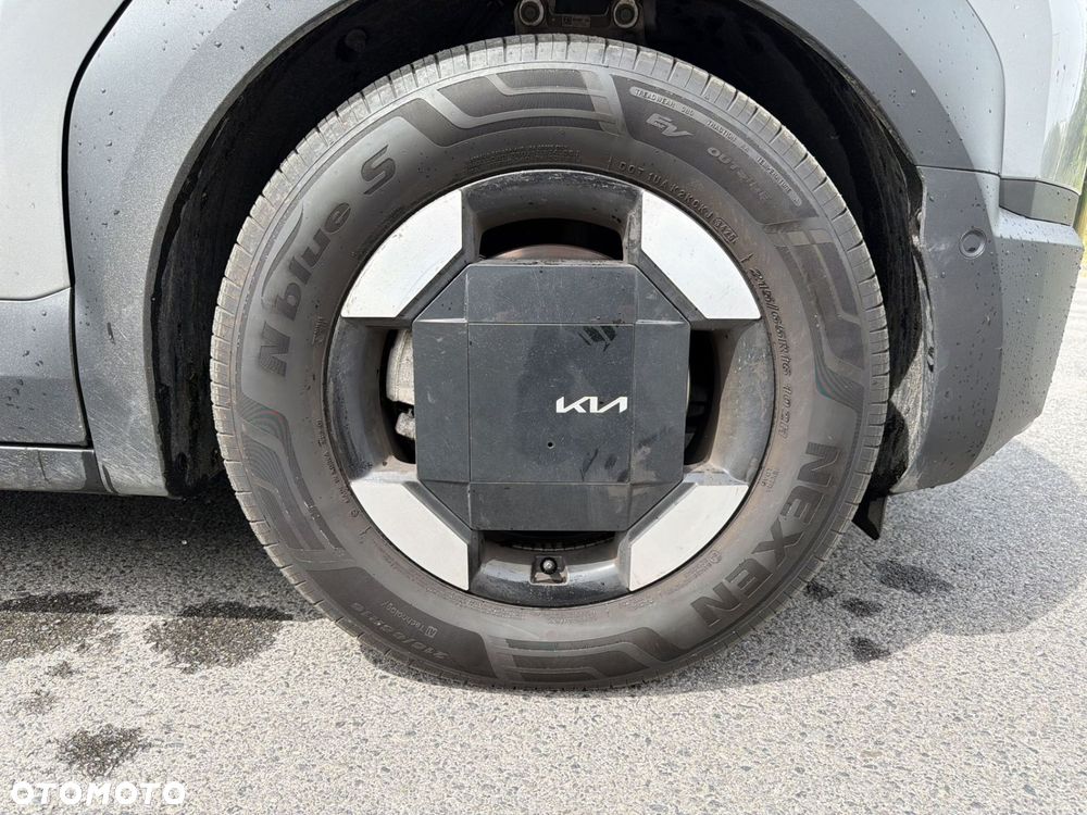 Kia PV5 - 28