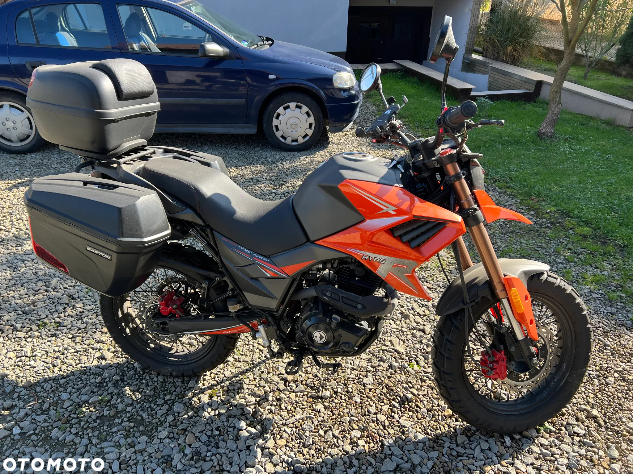 Barton Hyper