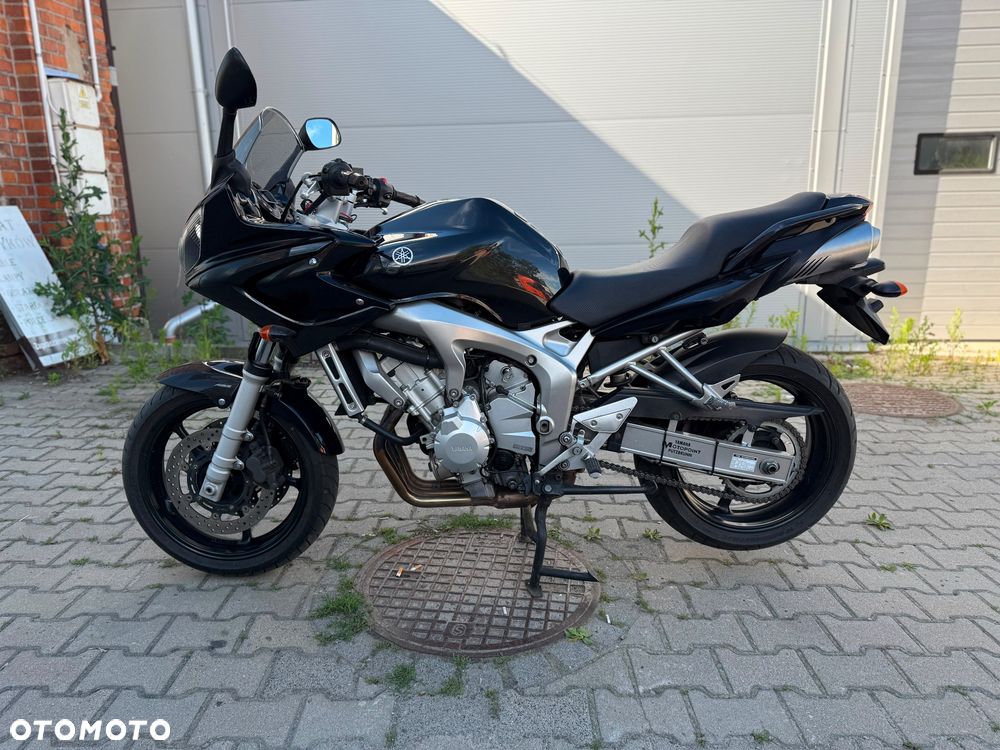 Yamaha FZ6 - 2