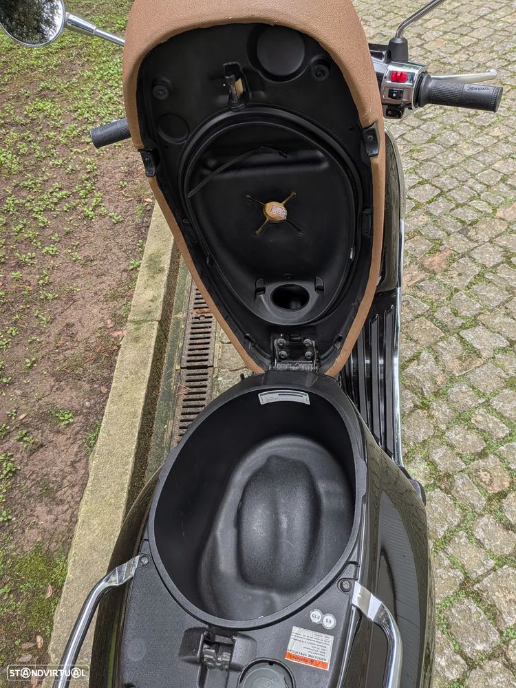 Vespa Primavera - 16