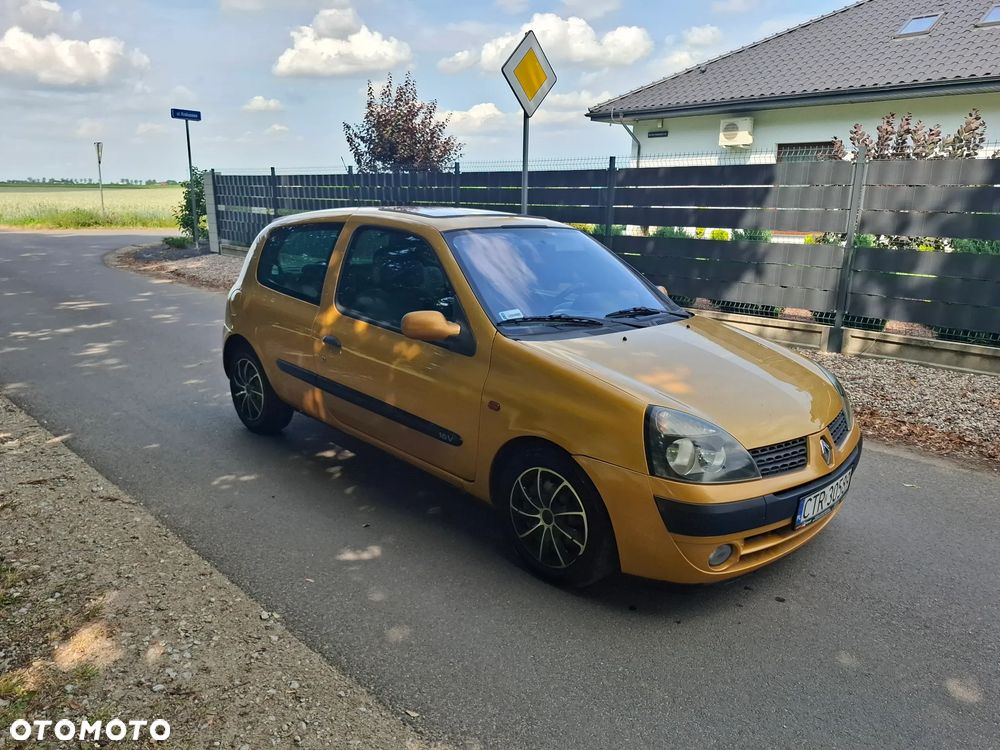 Renault Clio 1.2 16V Expression - 9