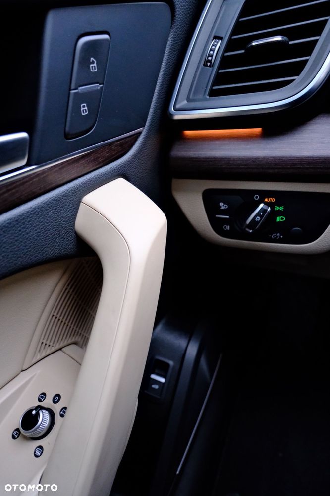 Audi Q5 40 TDI mHEV Quattro S tronic - 32