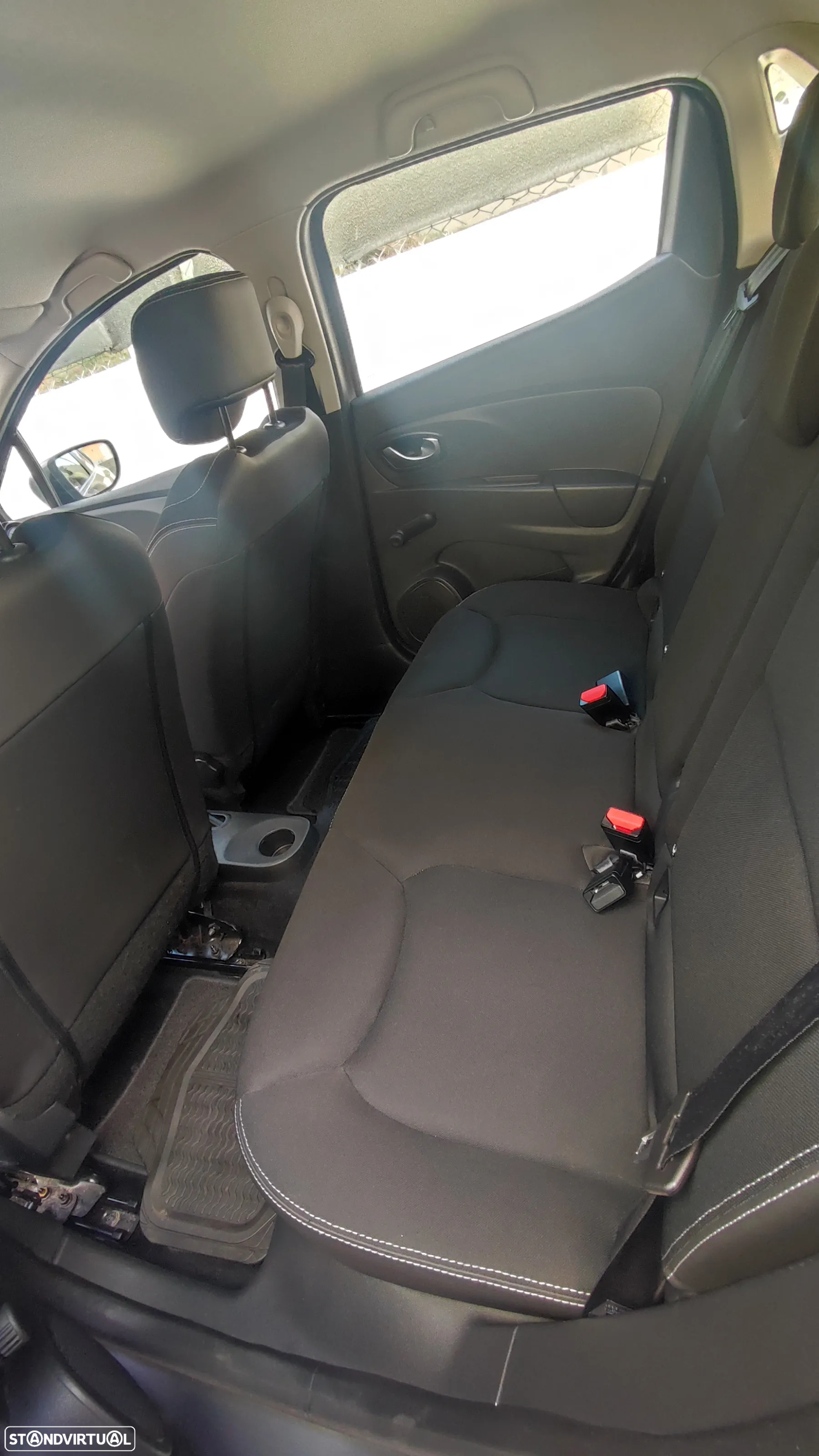 Renault Clio 1.5 dCi Confort - 10