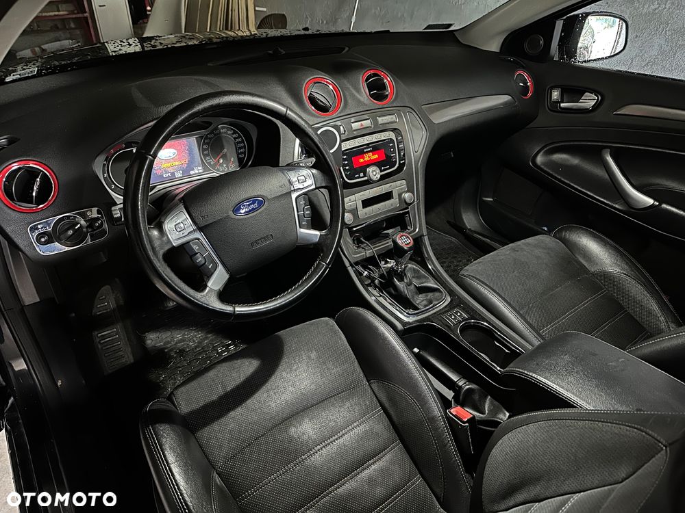 Ford Mondeo 2.0 TDCi Titanium X - 14