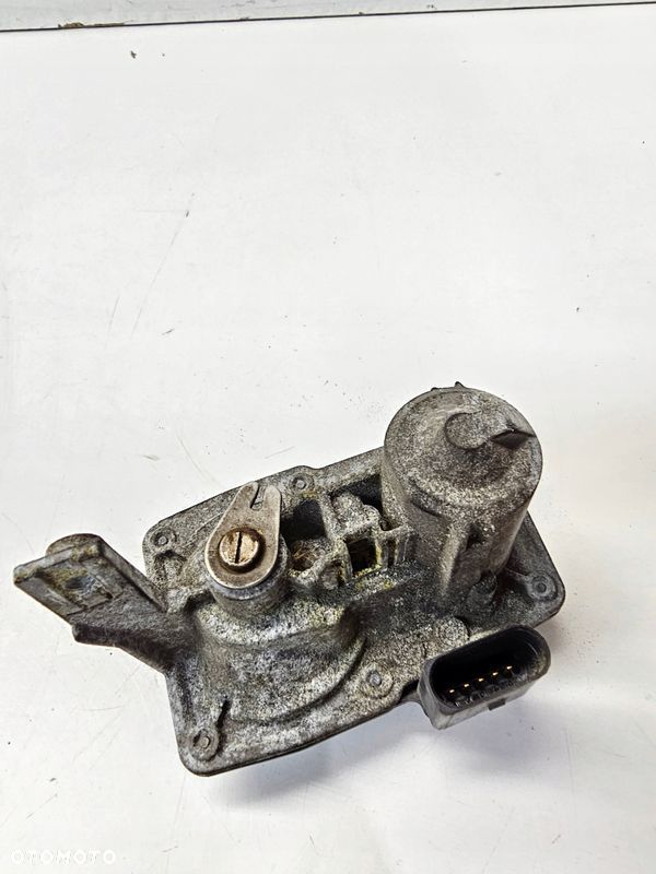 PRZEPUSTNICA SPALIN WYDECHU AUDI A4 B9 A5 2.0 TDI 5Q0253691F - 4